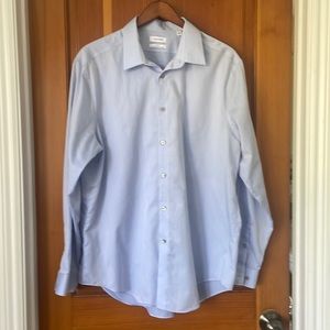 Calvin Klein Performance Non-iron Shirt, size 17 1/2, 34/35